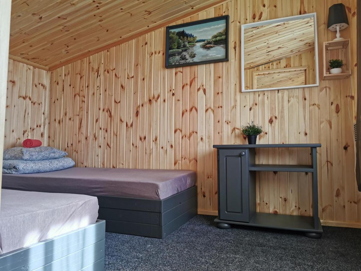 Viesu Maja Kalnaruski Ape Bagian luar foto